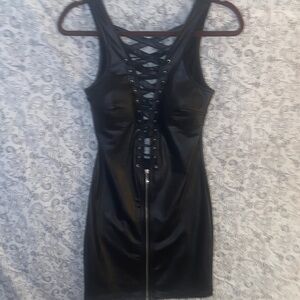 Elegant Black Lace-Up Backless Dress Small